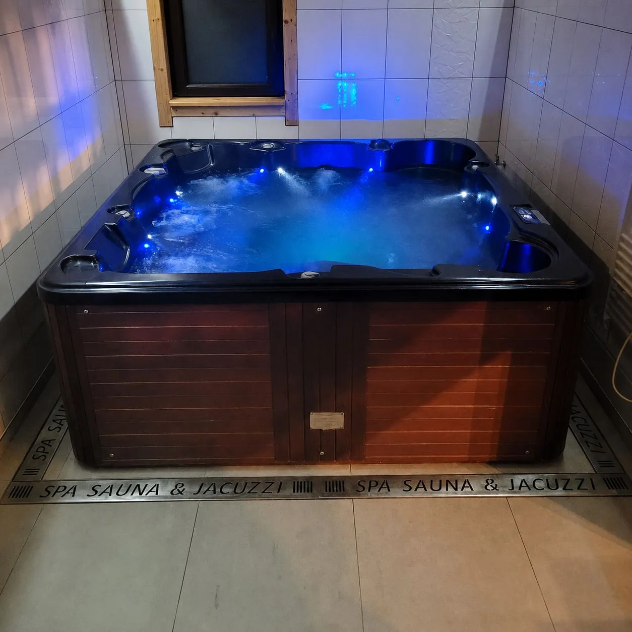Zdjęcie 14 z galerii Domek SPA nad Jeziorem